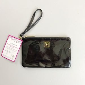 LIZ CLAIBORNE Wristlet Wallet NWT 8x5 Minimal Chic Card Pockets Black Patent